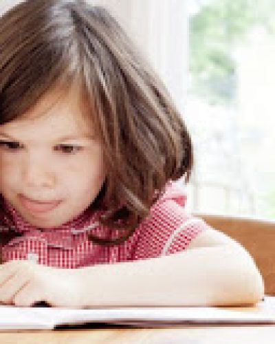 Οργάνωση μελέτης παιδιού: Τα μυστικά για αποδοτικότερο διάβασμα και υψηλές σχολικές επιδόσεις
